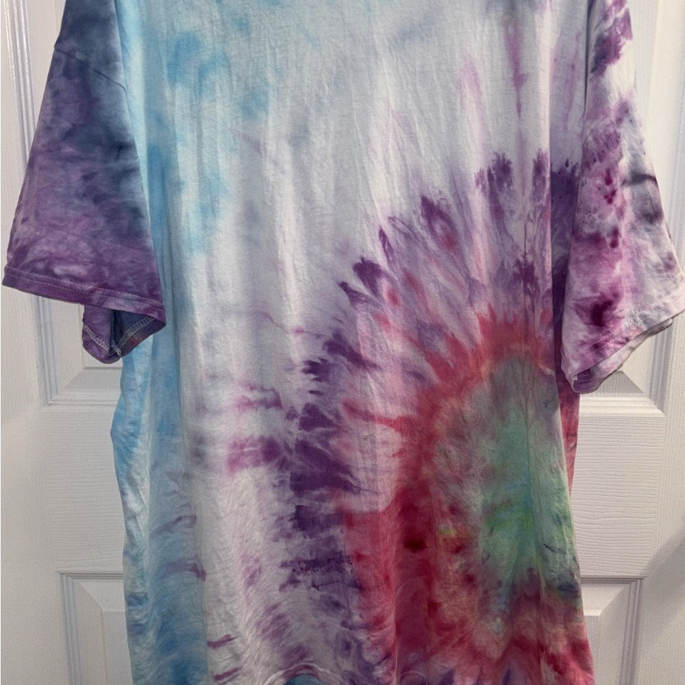 Gildan Blue and Purple Tie-Dye T-Shirt